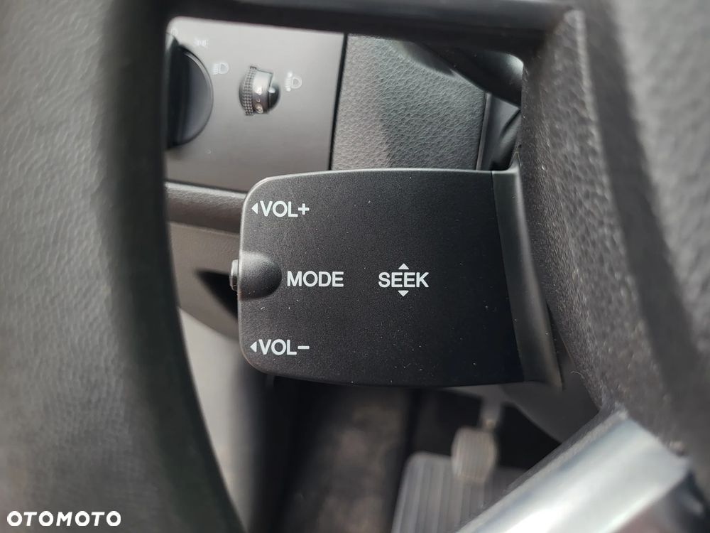 Ford Focus 1.4 16V Trend - 17