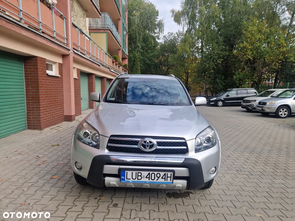Toyota Rav4 2007 photo 4