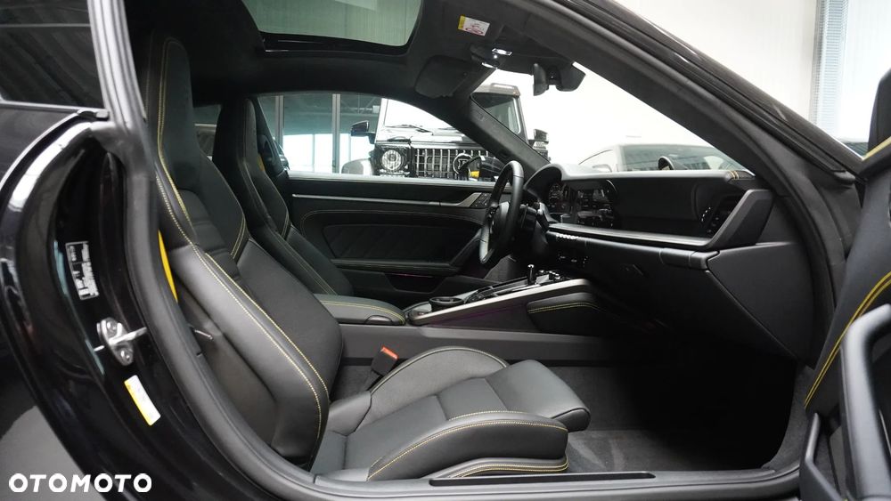 Porsche 911 Turbo S - 9