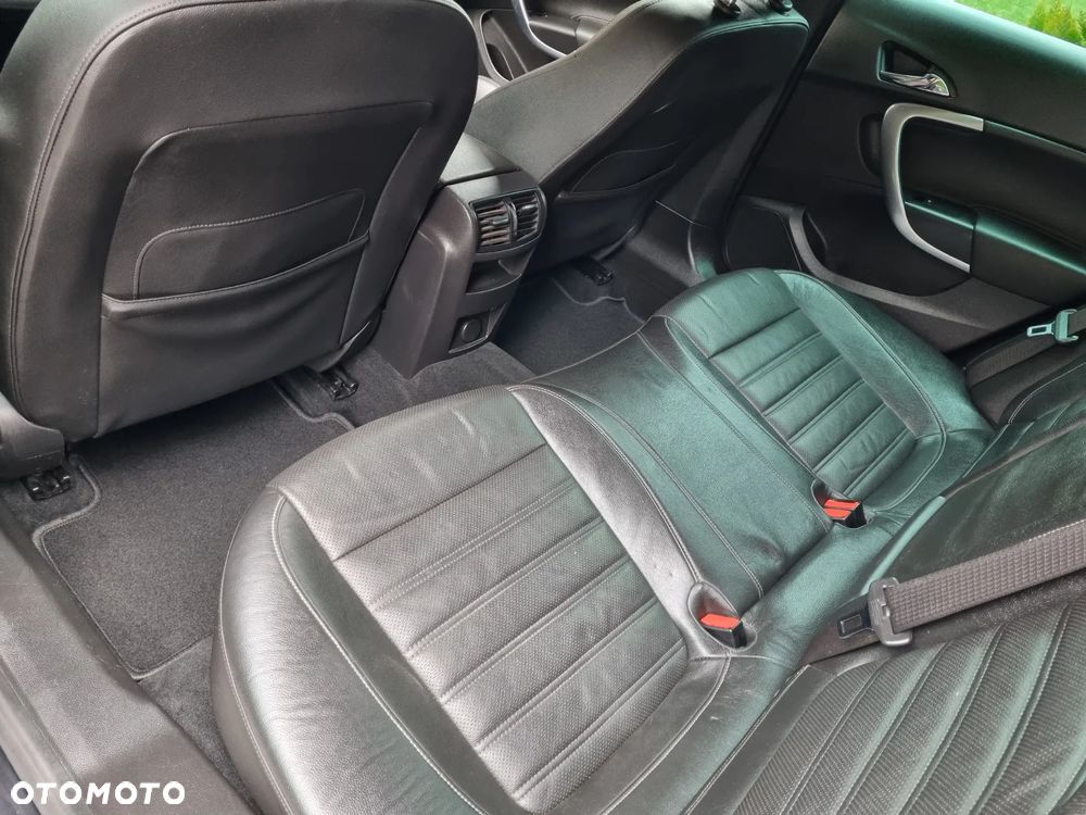 Opel Insignia 2.0 CDTI 4x4 Automatik Business Innovation - 32