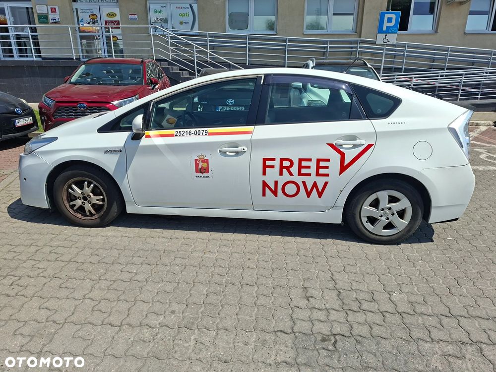 Toyota Prius - 6