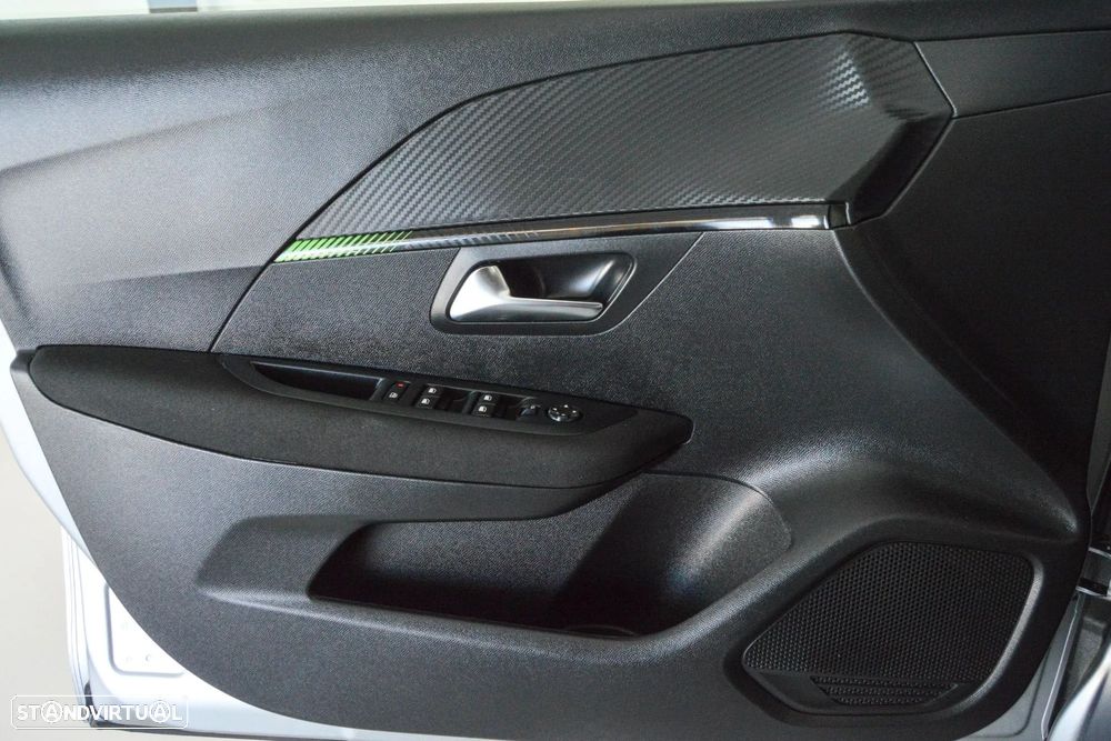 Peugeot 208 1.2 PureTech Active Pack - 27