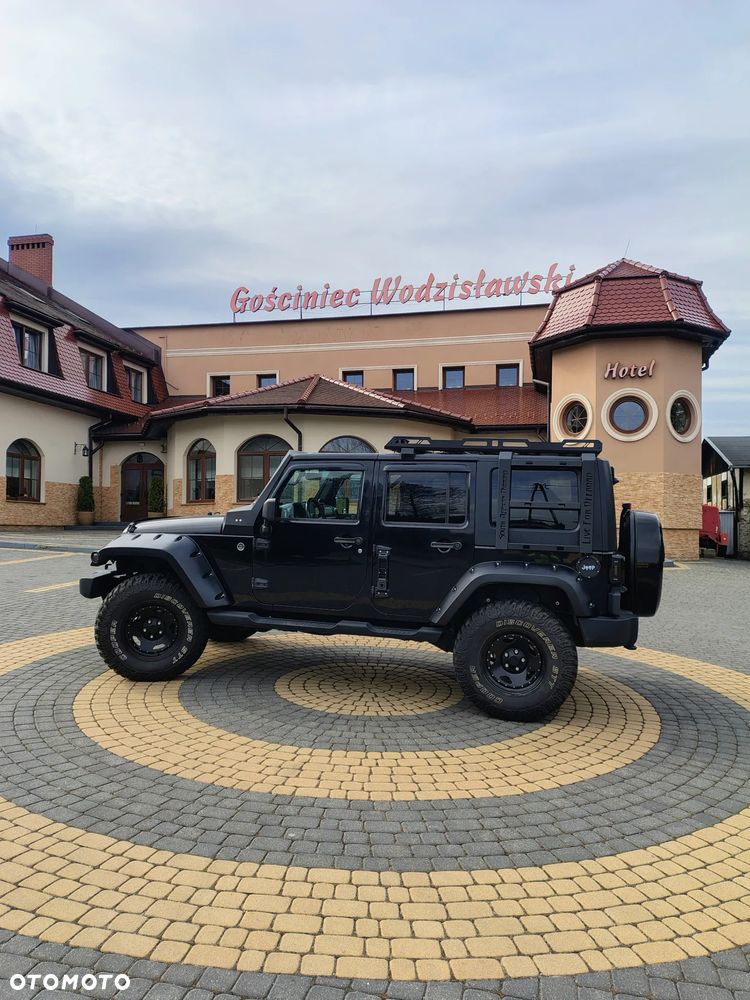 Jeep Wrangler - 1