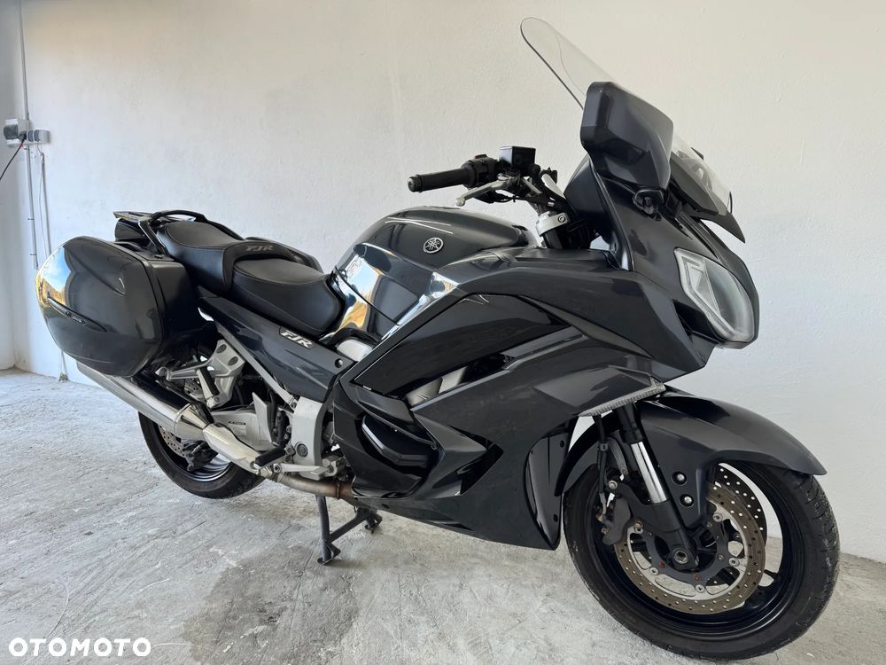 Yamaha FJR - 1