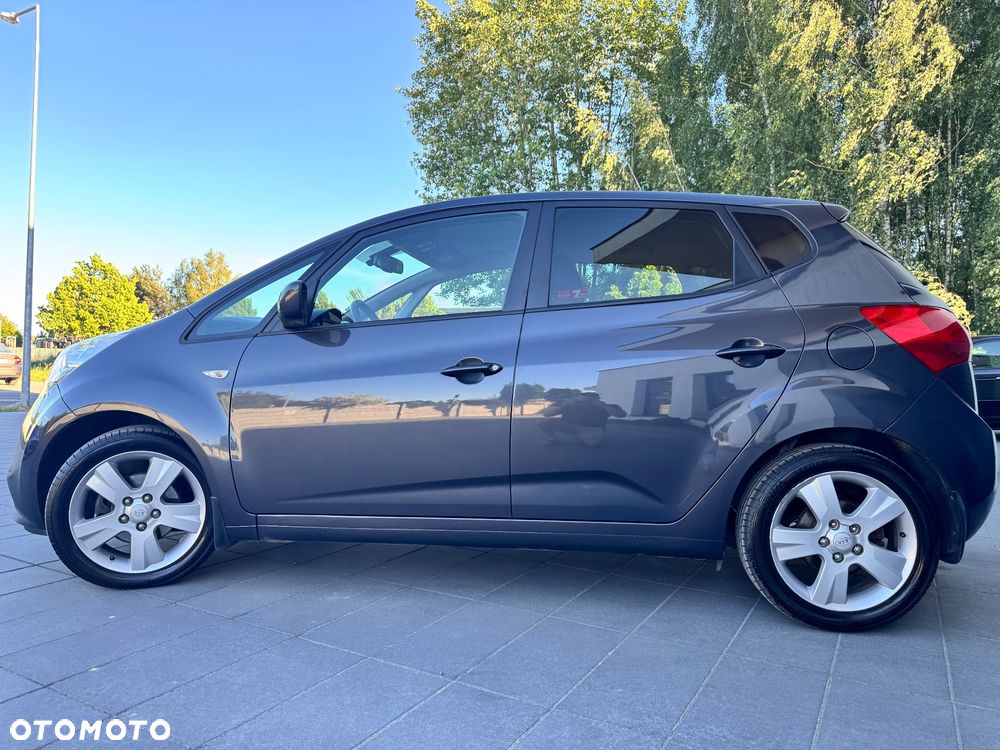 Kia Venga - 14