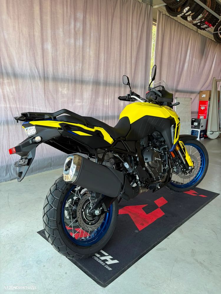 Suzuki DL 800 DE MY26 - 21