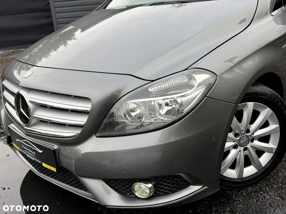 Mercedes-Benz Klasa B 180 (BlueEFFICIENCY) 7G-DCT - 2