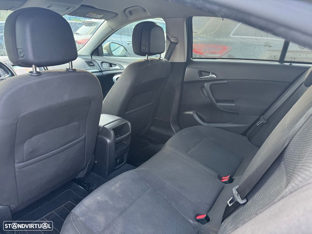 Opel Insignia 2.0 CDTI executive S/S - 12