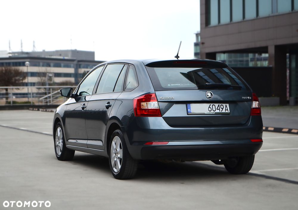 Skoda RAPID Spb 1.2 TSI Ambition - 7