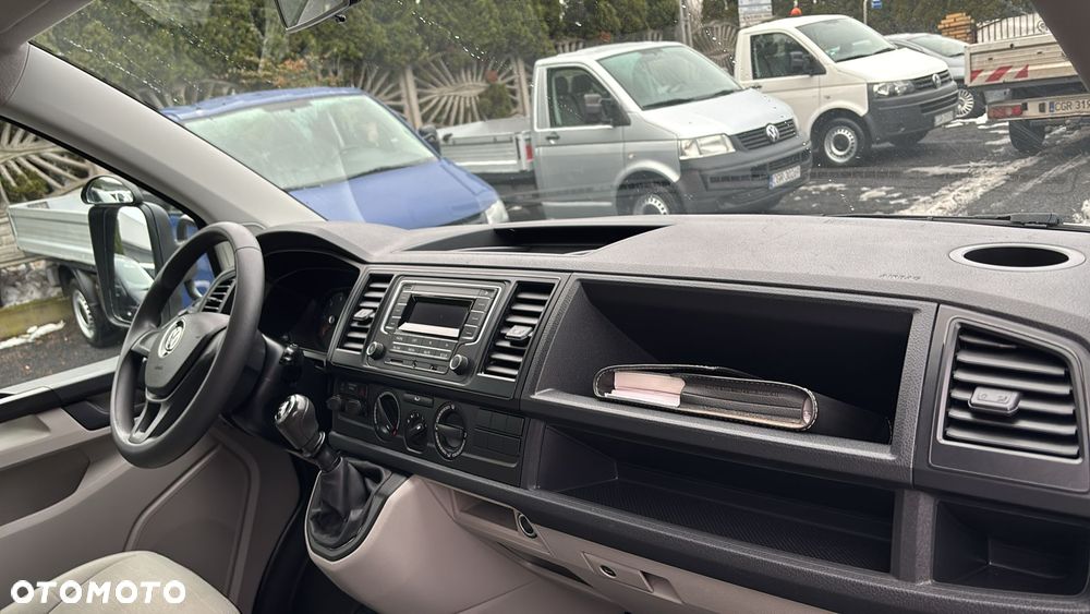 Volkswagen Transporter T6 - 12
