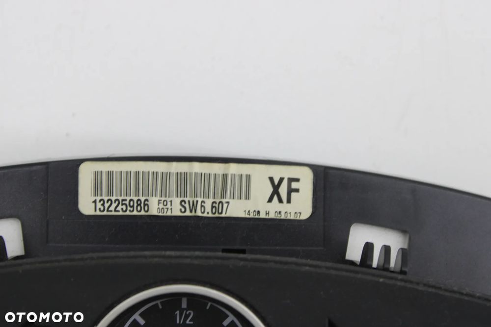 Opel Astra H Licznik Zegary 13225986 xf - 3