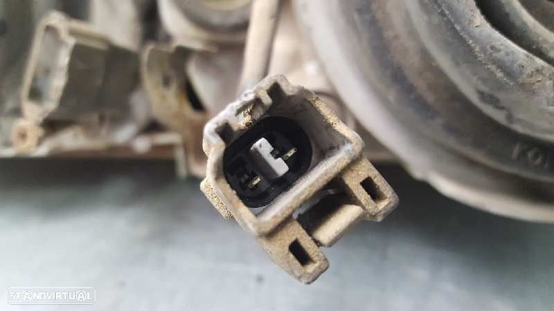 FAROL DIREITO MITSUBISHI GALANT IV 1989 - 4