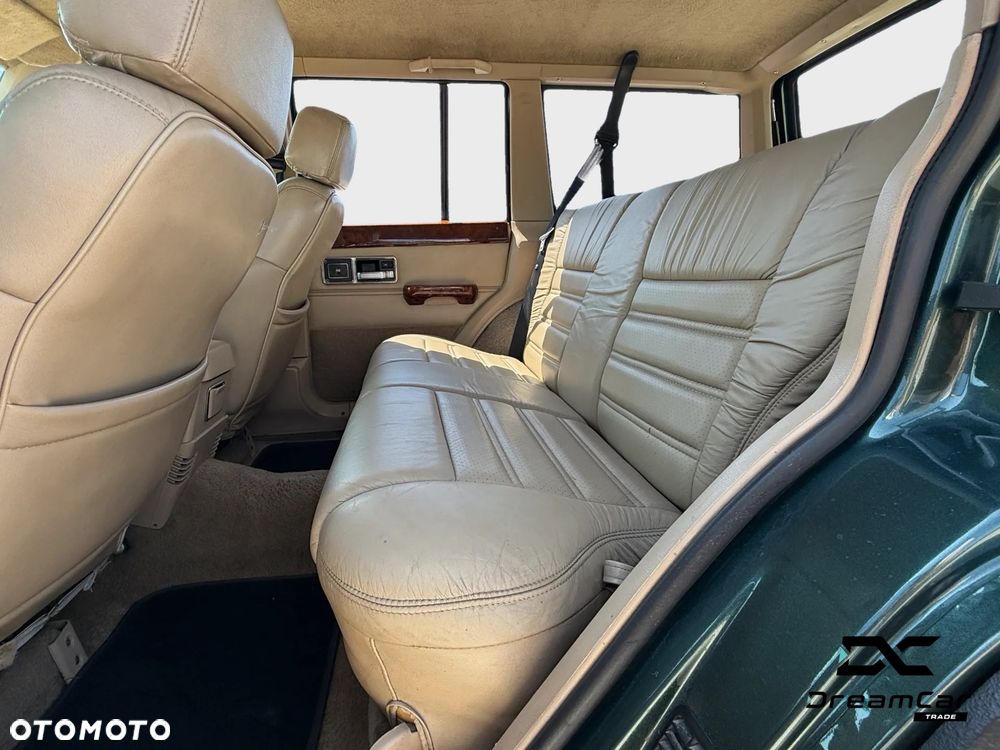 Jeep Cherokee - 11