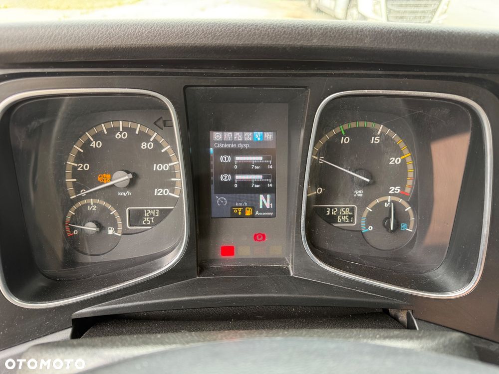 Mercedes-Benz Actros 2551 - 15