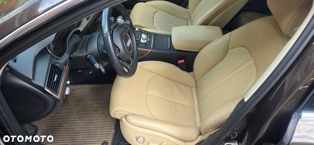 Audi A6 Allroad - 9