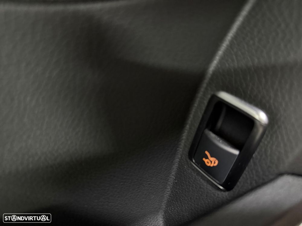 Mercedes-Benz E 250 CDI Avantgarde BE Auto.129g - 17