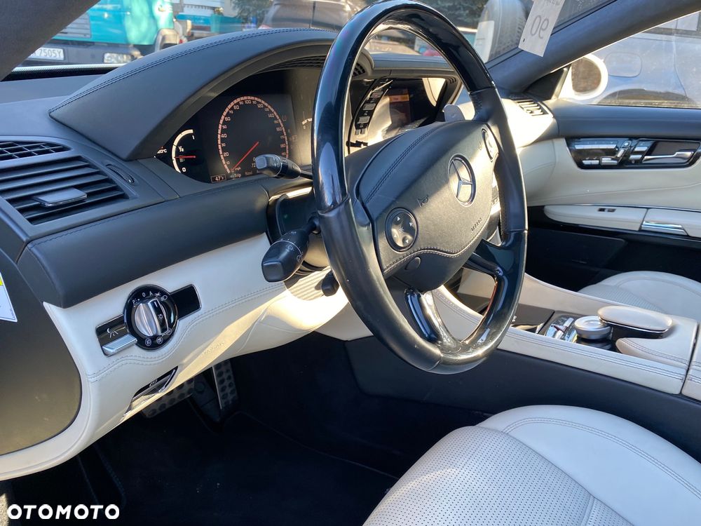 Mercedes-Benz CL 63 AMG - 22