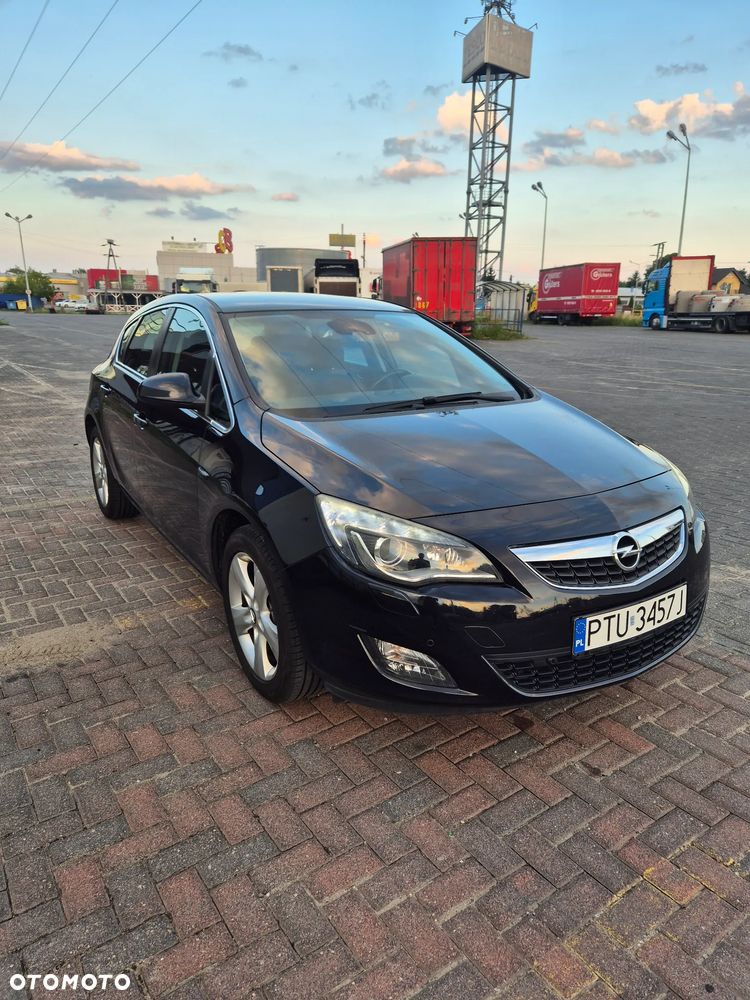 Opel Astra 1.6 Turbo Edition - 3