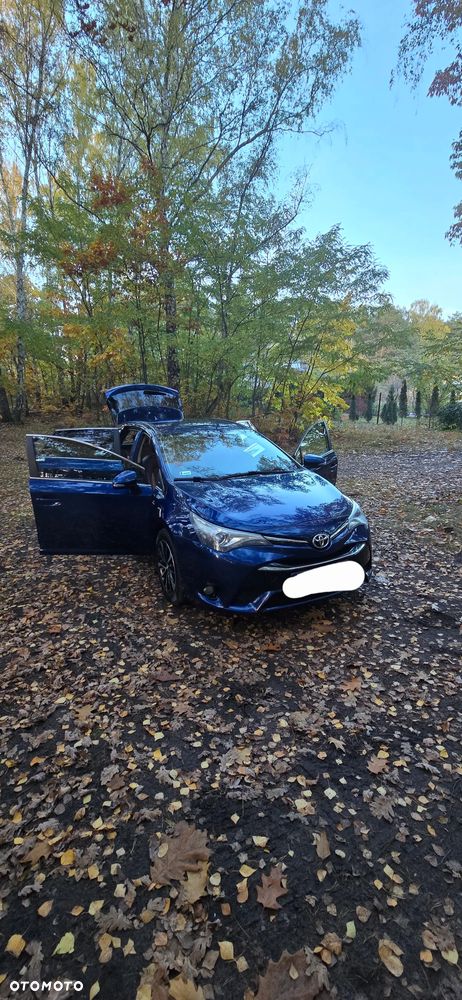 Toyota Avensis 2.0 D-4D Premium - 17