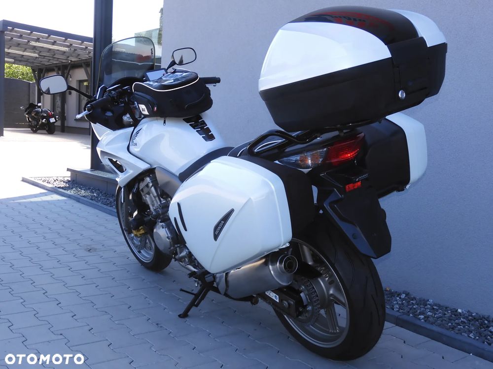 Honda CBF - 14