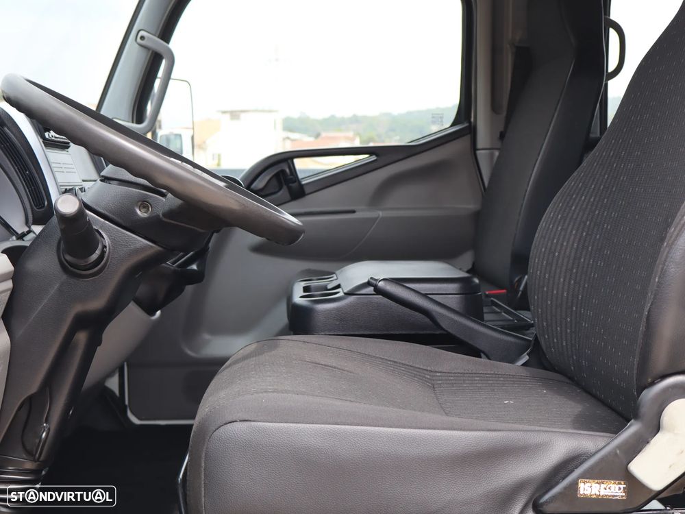Mitsubishi Fuso 3.0 Basculante - 17