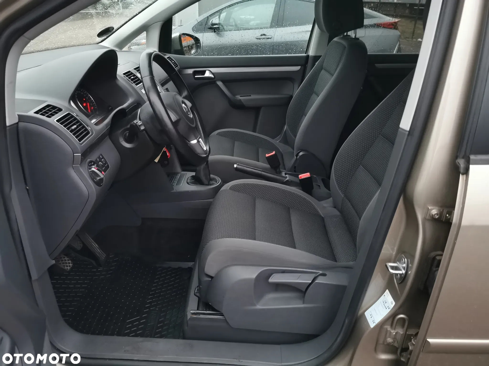 Volkswagen Touran 1.4 TSI Comfortline - 16