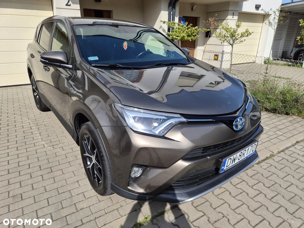 Toyota RAV4 Hybrid Premium 4x2 - 26