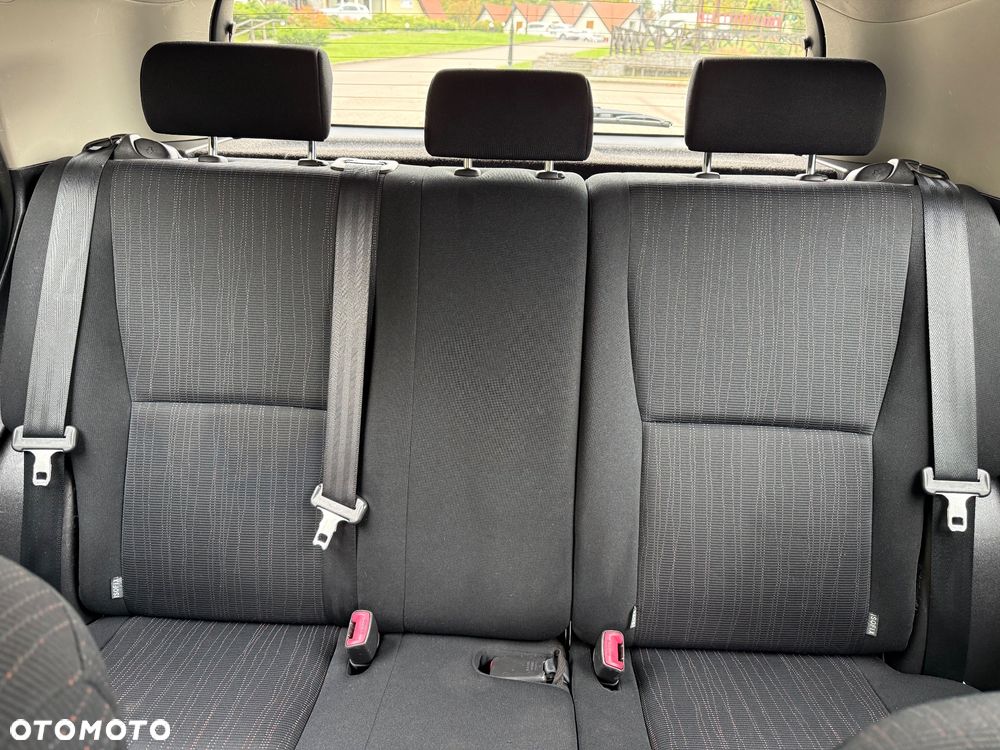 Toyota Auris 1.33 VVT-i - 18