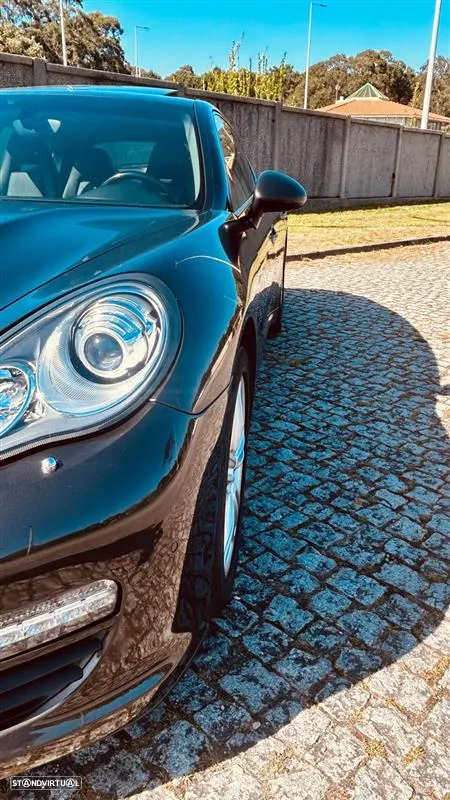 Porsche Panamera Platinum Edition - 4