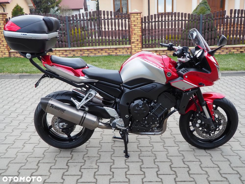 Yamaha FZ - 16