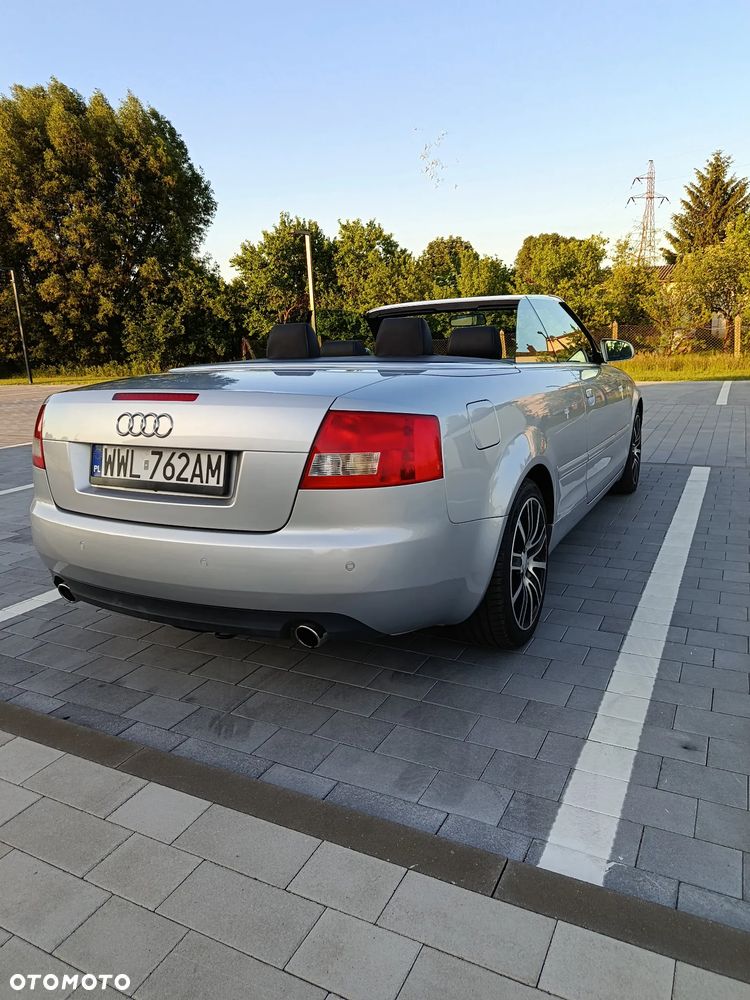 Audi A4 Cabrio 1.8 T - 12