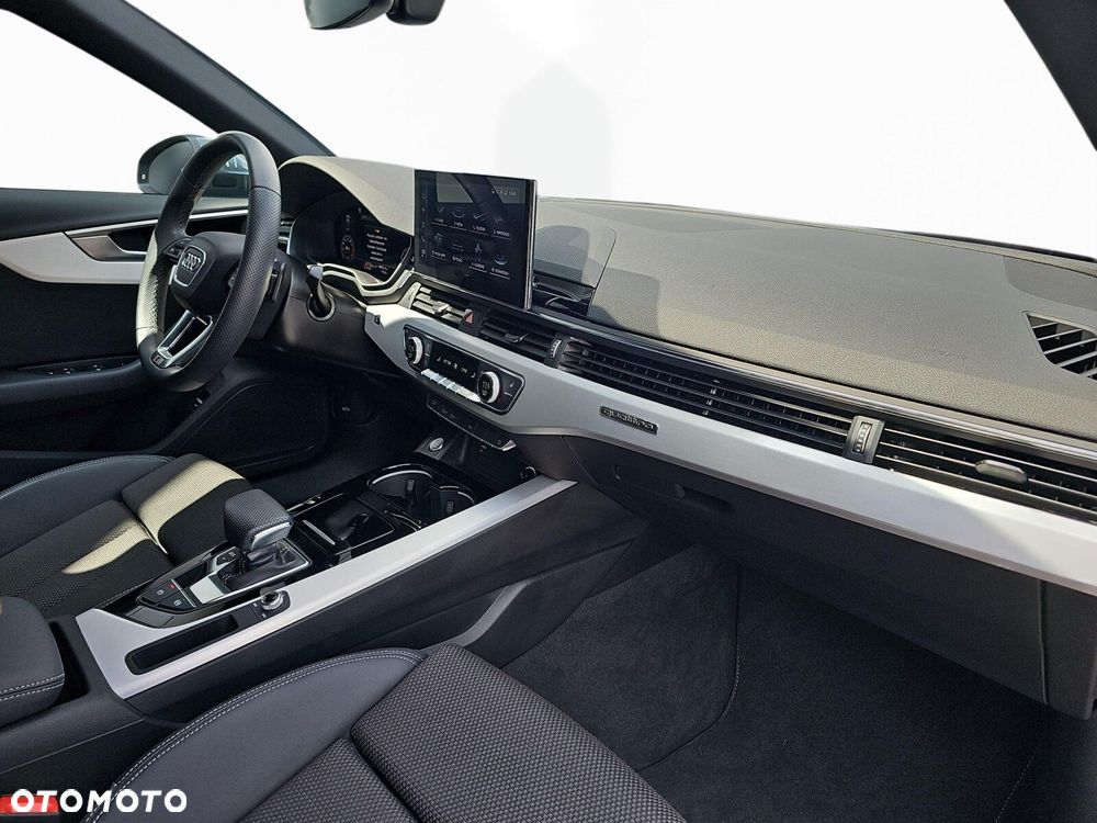 Audi A4 Limousine - 23