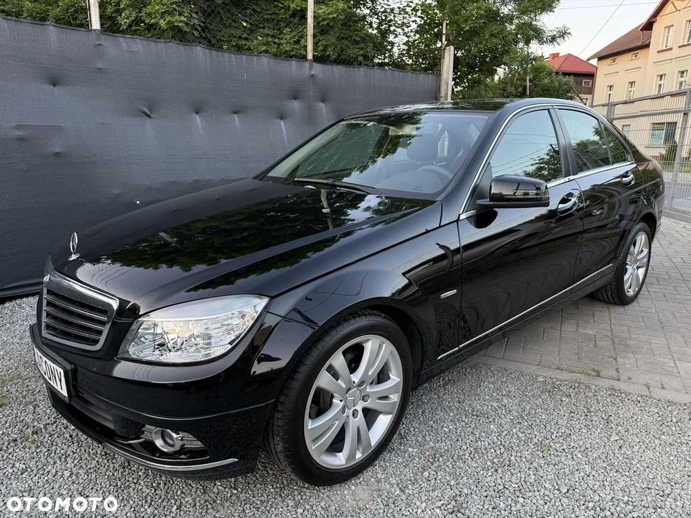Mercedes-Benz Klasa C 180 K BlueEff Classic - 3