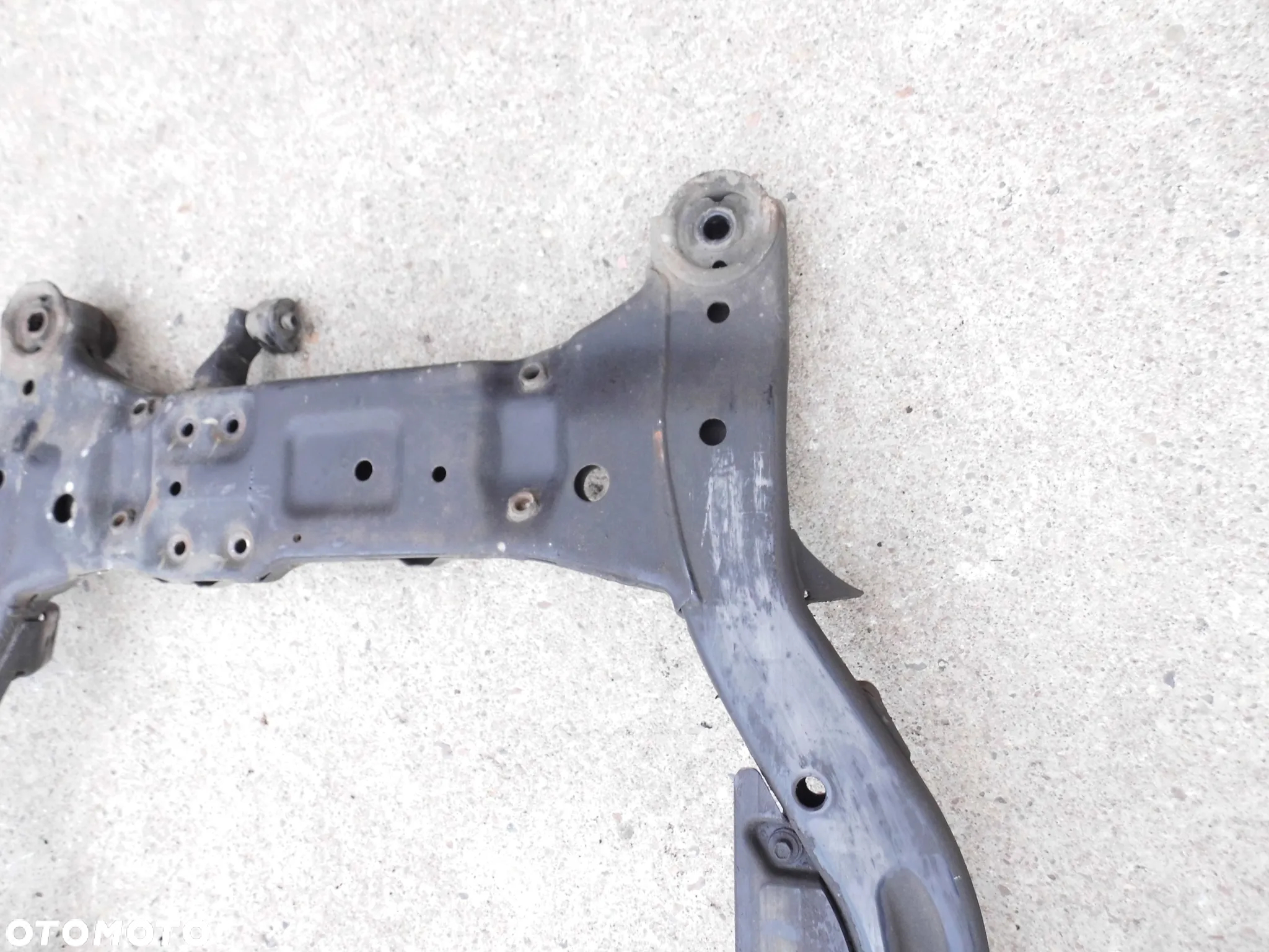 TRAWERSA SANKI WÓZEK ZAWIESZENIE SILNIKA 62405-2L000 HYUNDAI I30 I LIFT KIA CEED I 1.4 1.6 16V PRZEDNIE ORYGINAŁ SPRAWNE - 9