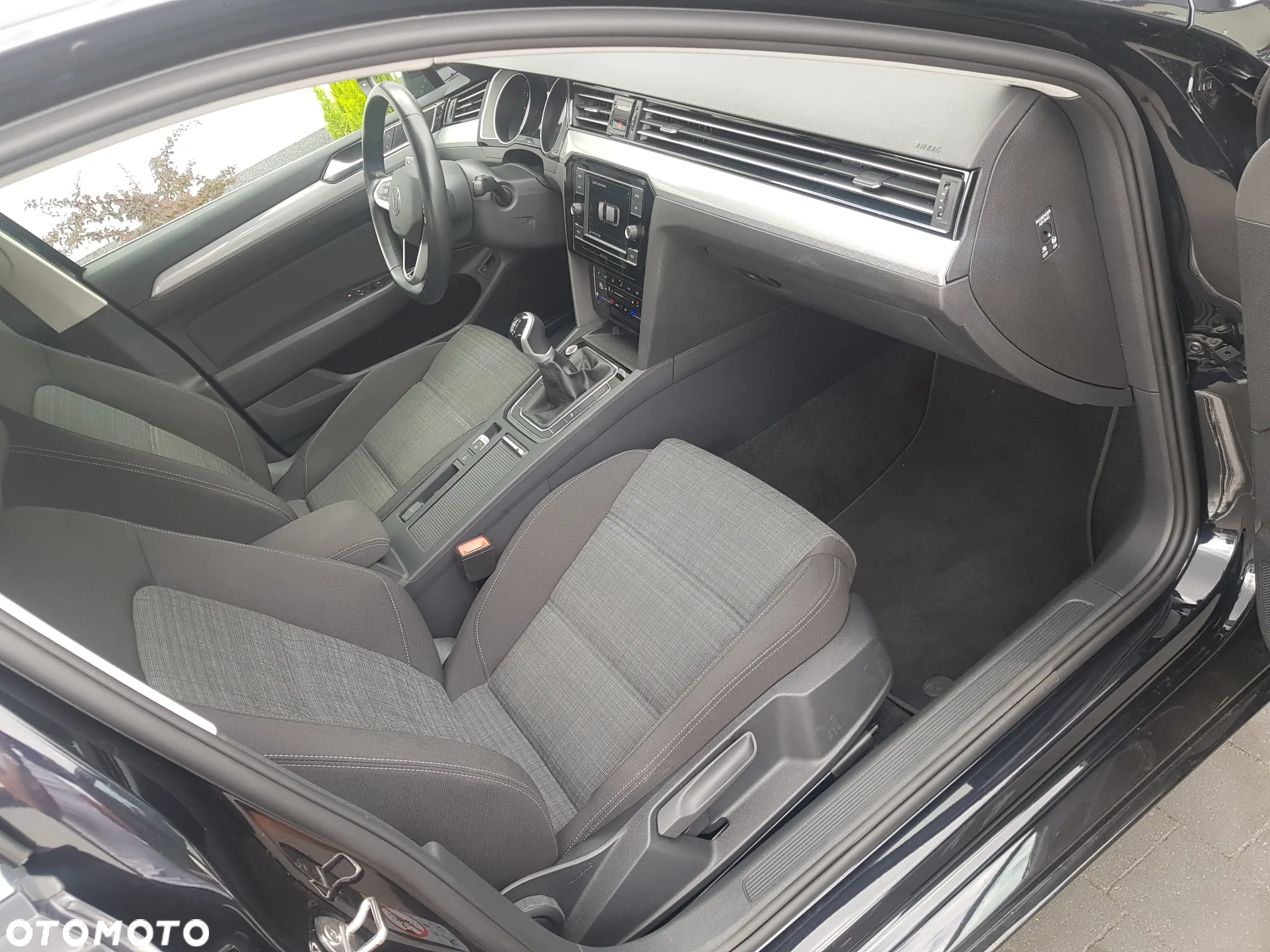 Volkswagen Passat 1.5 TSI EVO Elegance - 15
