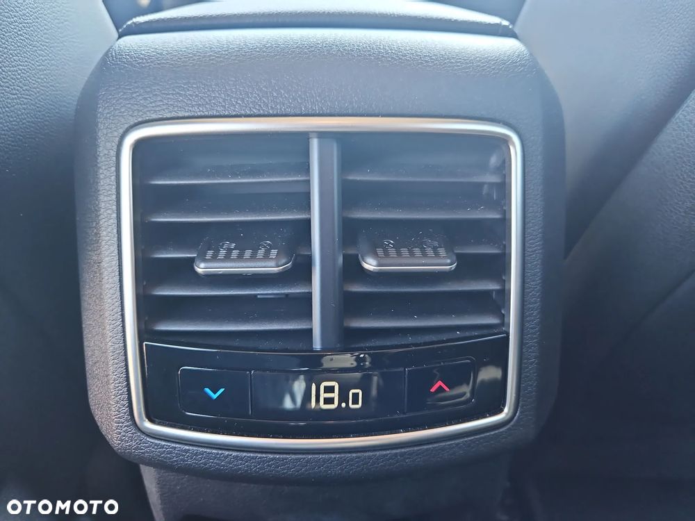 Kia Sportage 1.6 T-GDI MHEV Business Line 4WD DCT - 20