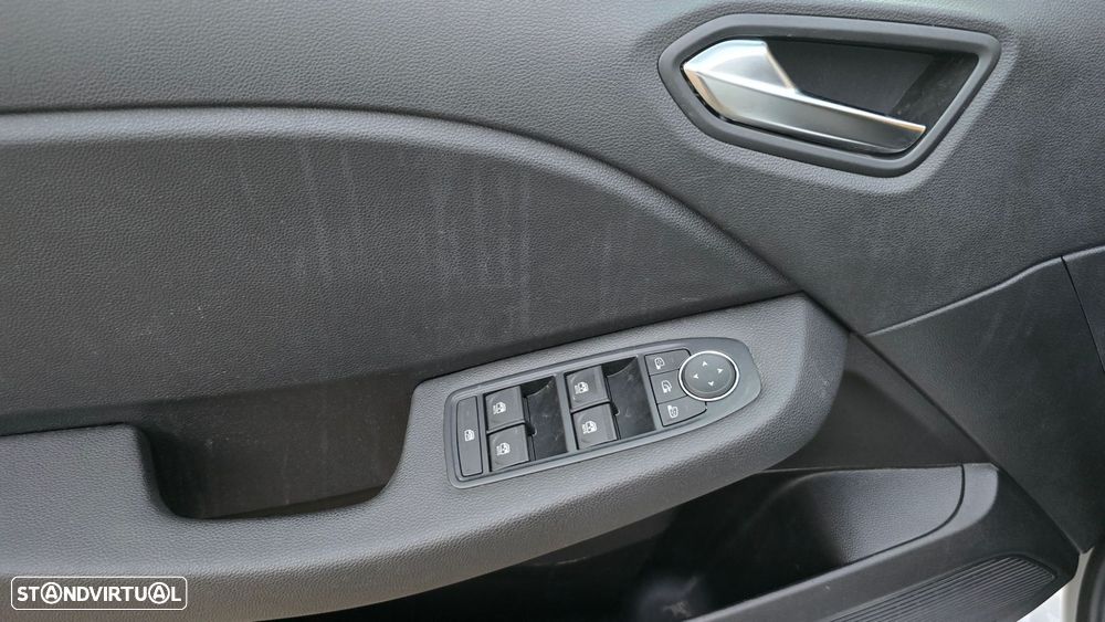 Renault Clio 1.6 E-Tech Full Hybrid Techno - 8
