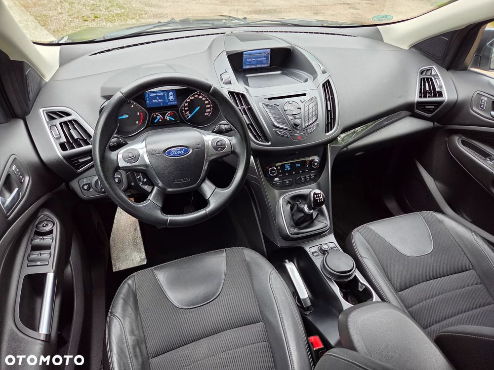 Ford Kuga 2.0 TDCi 4x4 Titanium - 5