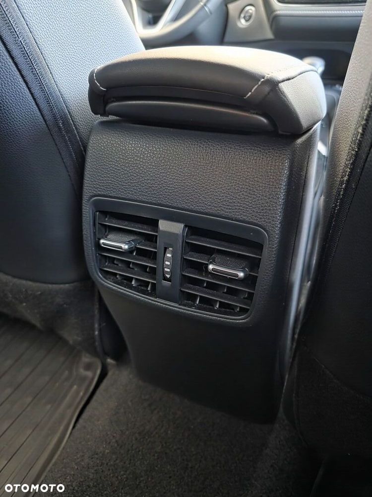 Toyota Corolla 1.8 Hybrid Style - 23