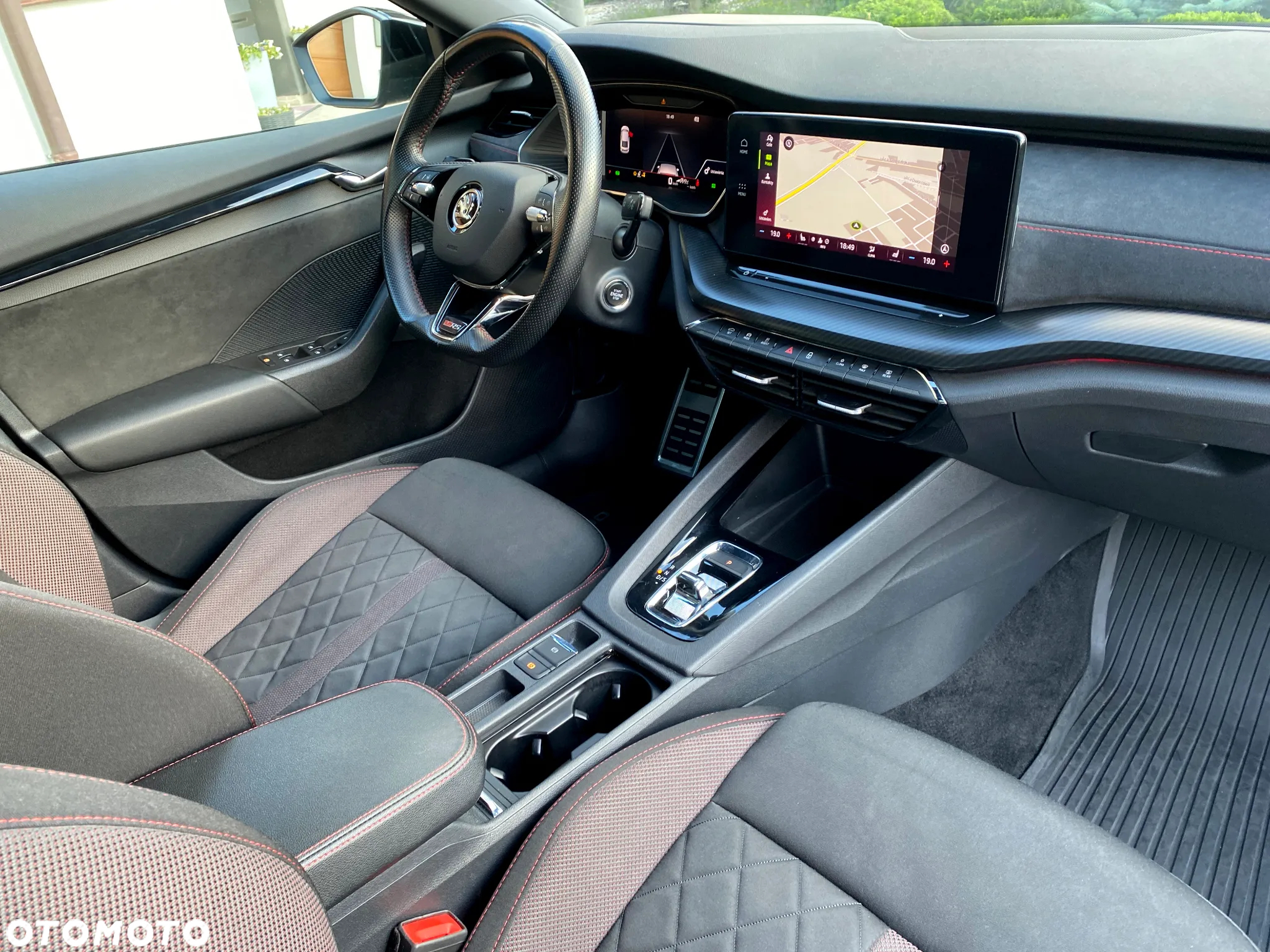 Skoda Octavia 2.0 TDI RS DSG - 14