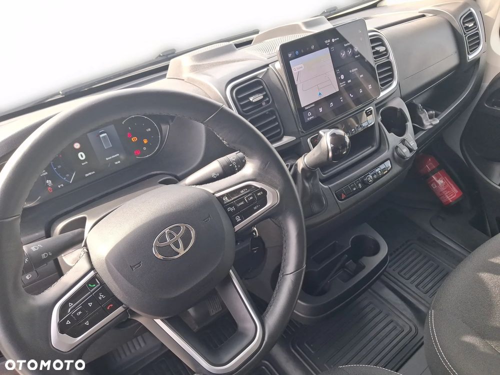 Toyota Proace MAX - 10