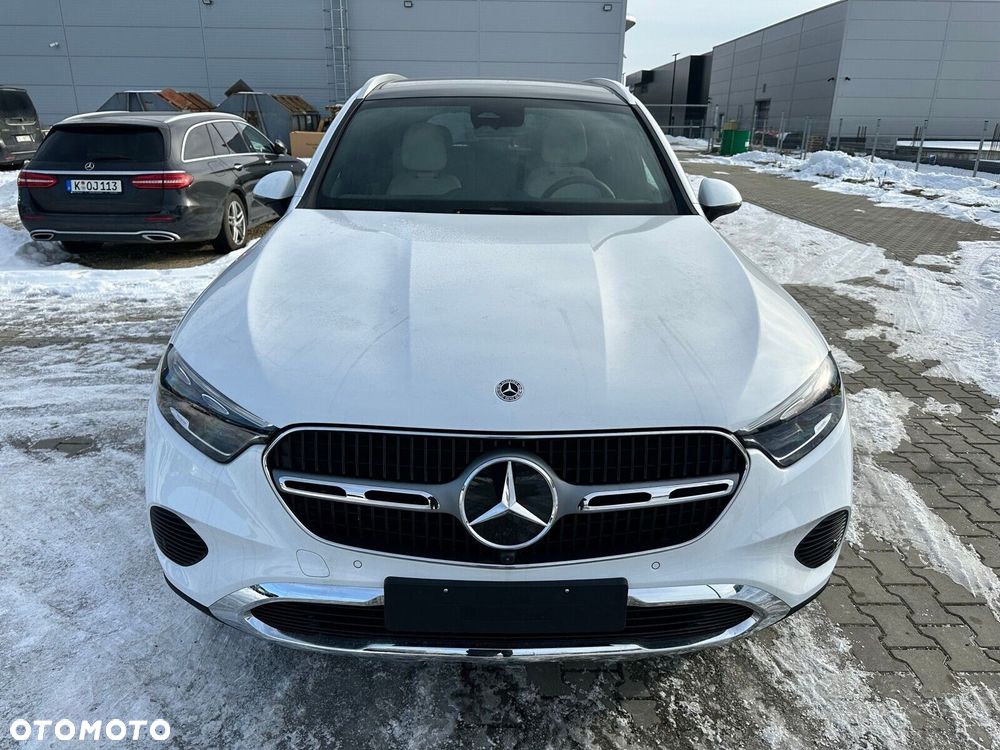 Mercedes-Benz GLC - 2