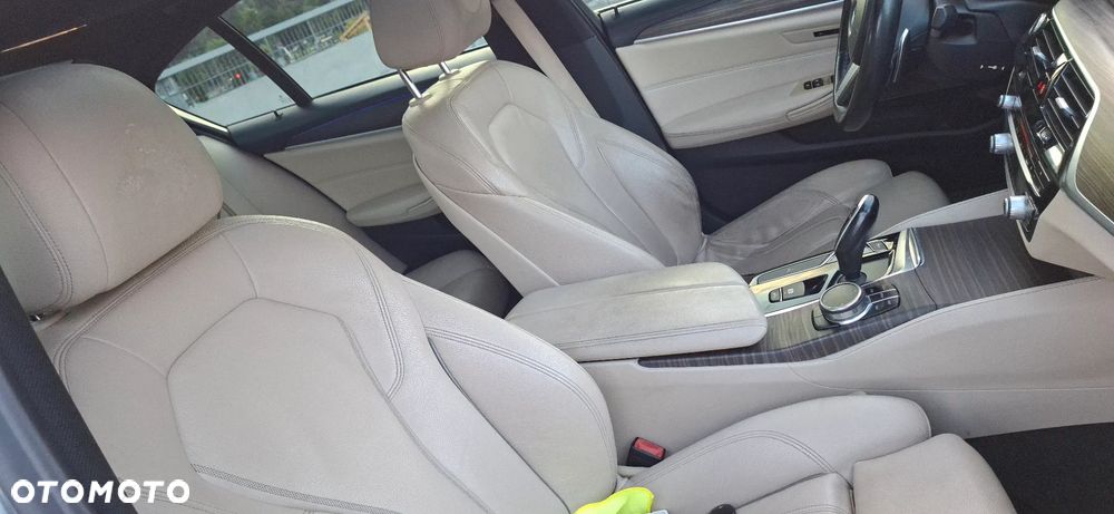 BMW Seria 5 540i GPF M Sport sport - 9