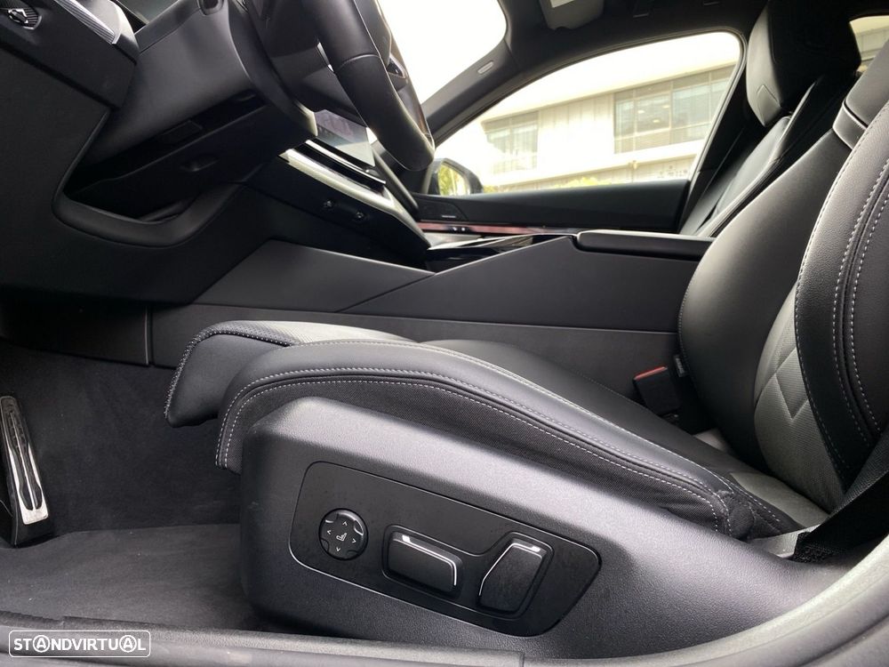 BMW i5 eDrive40 Pack Desportivo M - 16