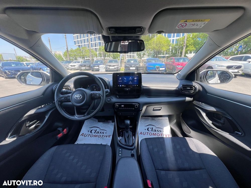 Toyota Yaris 1.5 VVT-i HSD Dynamic - 6