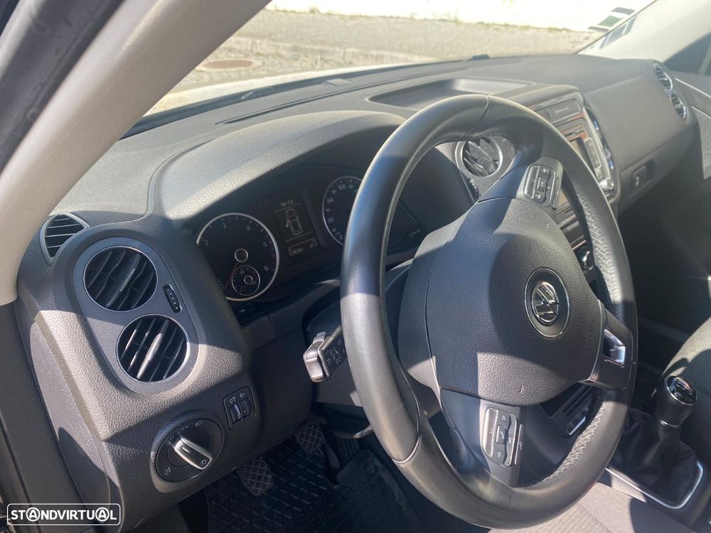 VW Tiguan 2.0 TDI Trend BlueMotion - 13