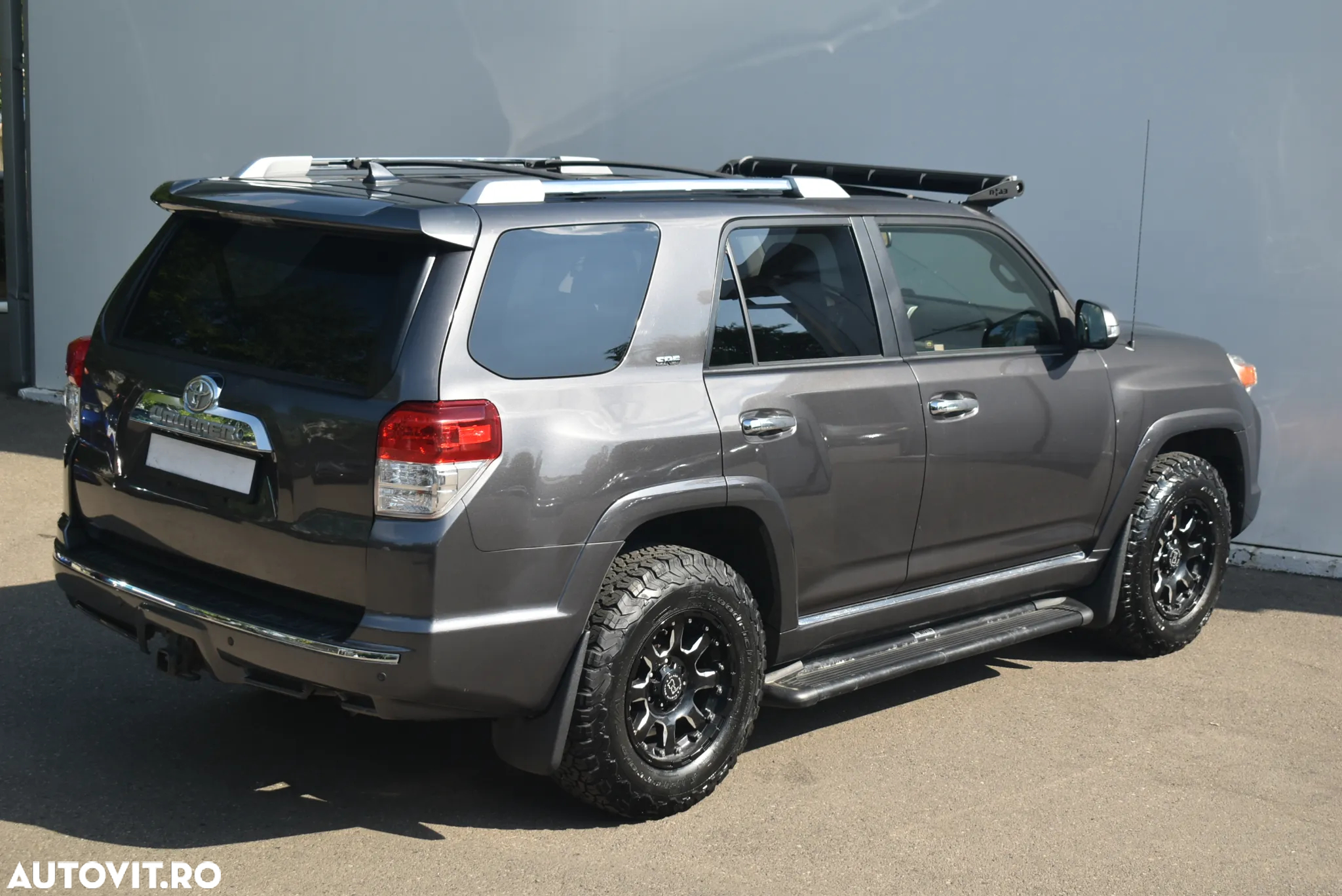Toyota 4Runner - 22