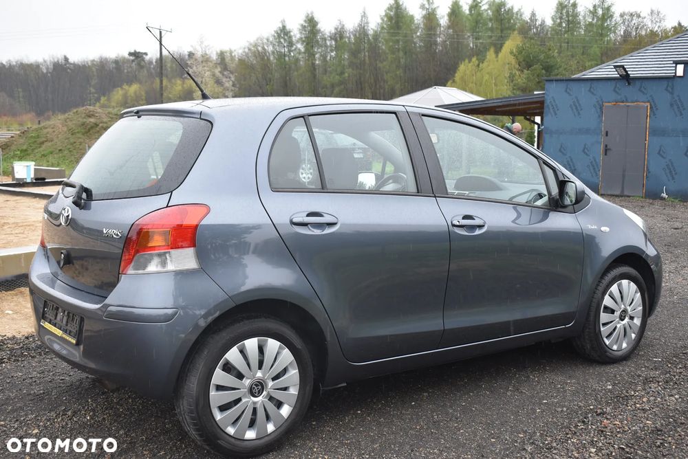 Toyota Yaris 1.33 VVT-i Life - 14