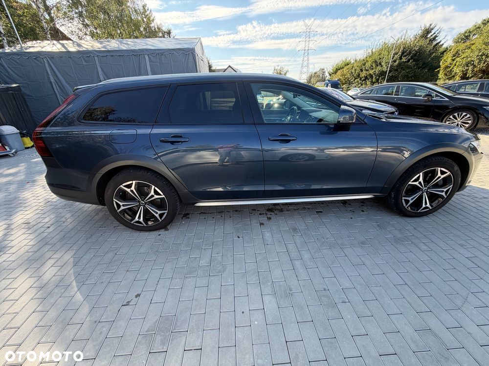 Volvo V90 Cross Country D5 AWD Pro - 13