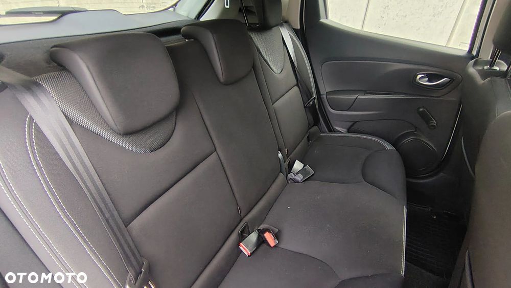 Renault Clio 1.2 16V Alize - 8